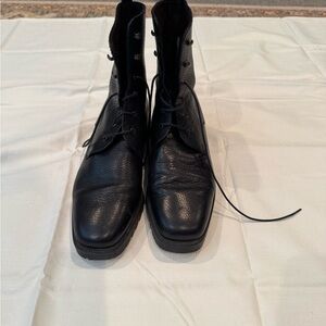 Black Leather Lace-Up women’s Boots
